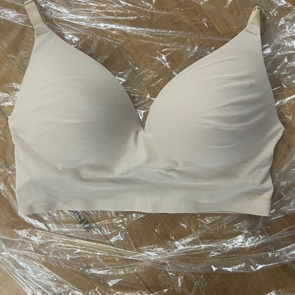 PINK Loungin Wireless Pushup NWT